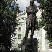 П.И.Чайковский (памятник в Клине) 