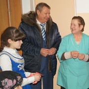 Председатель районного Совета депутатов Р.Н. Смирнов и Тамара Александровна Петровская