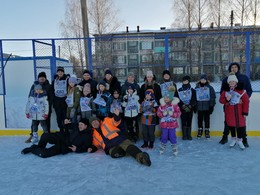 Спортивно-развлекательное мероприятие для детей «Лотошинская зима Подмосковья» прошло в Ушаково